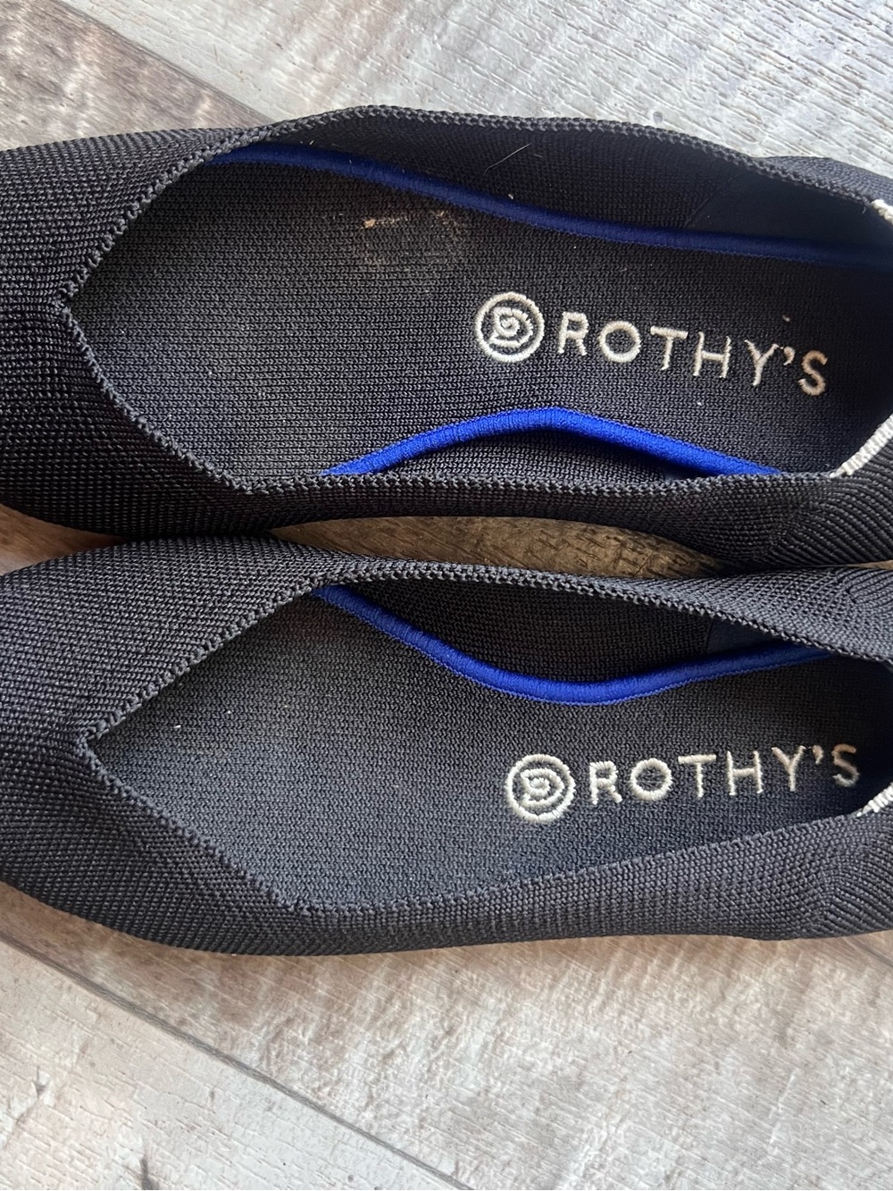 Rothy's Black Pointed Knit Flats with White Trim size 12